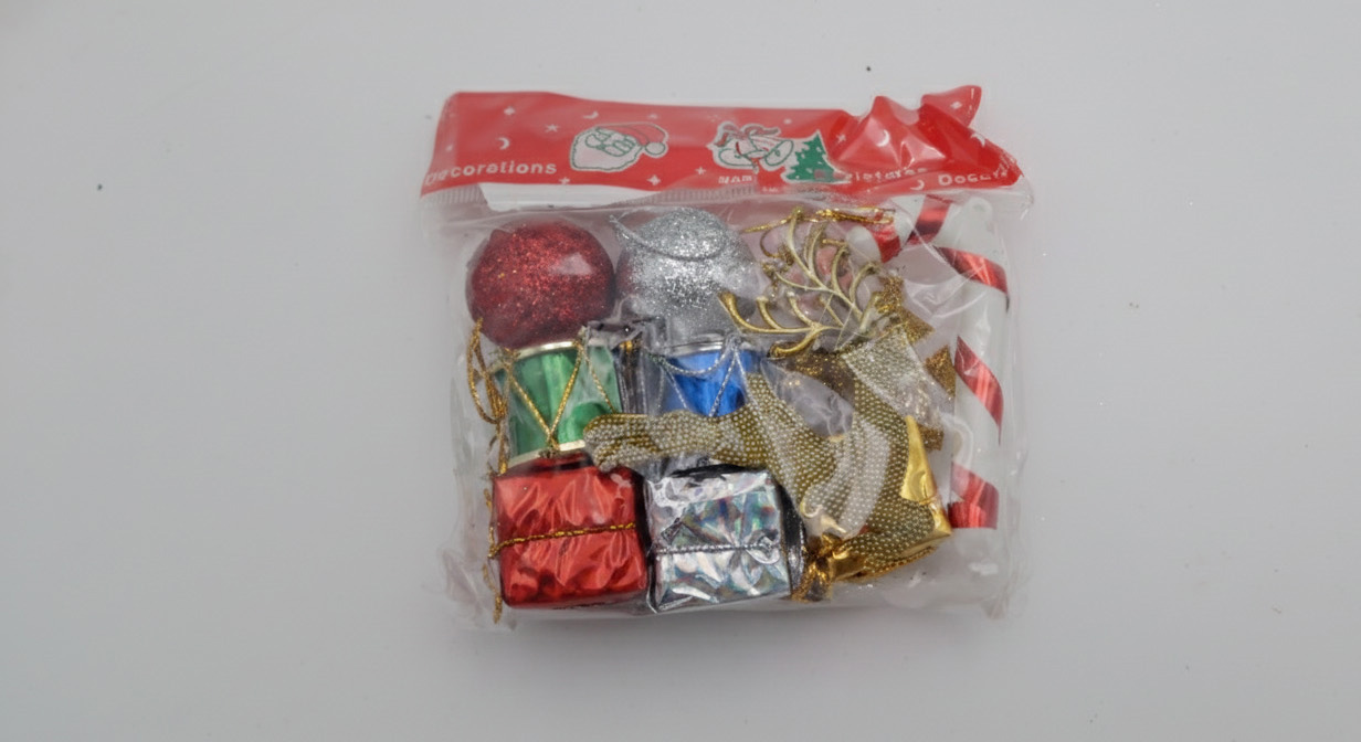 Surtidos de Adornitos Navideños