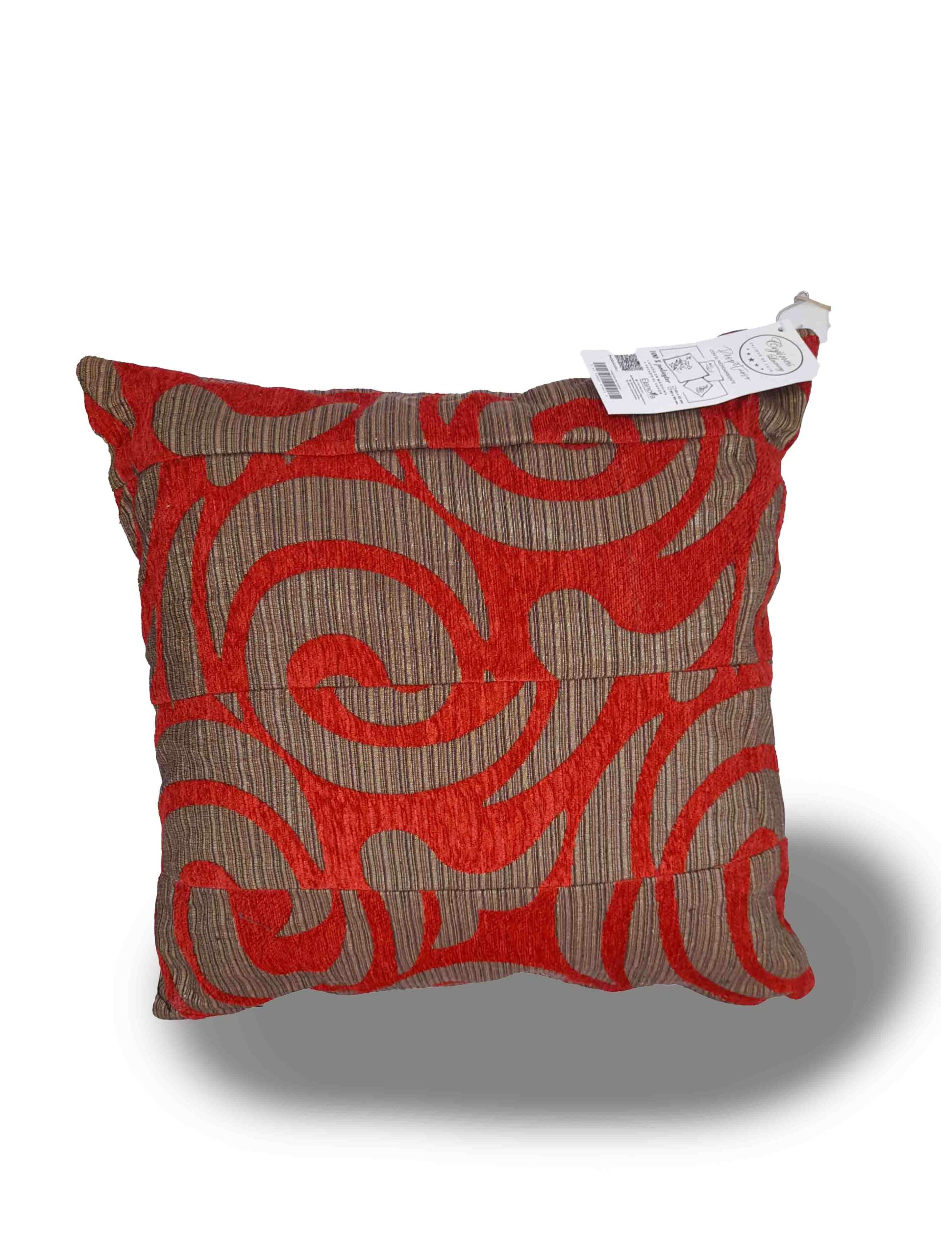 Cojin rojo con diseño de espiral